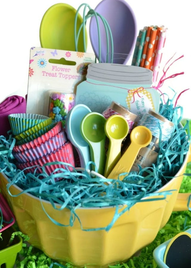 Small Easter Basket Ideas
 19 Easy Easter Baskets Your Kids Are Sure to Love The