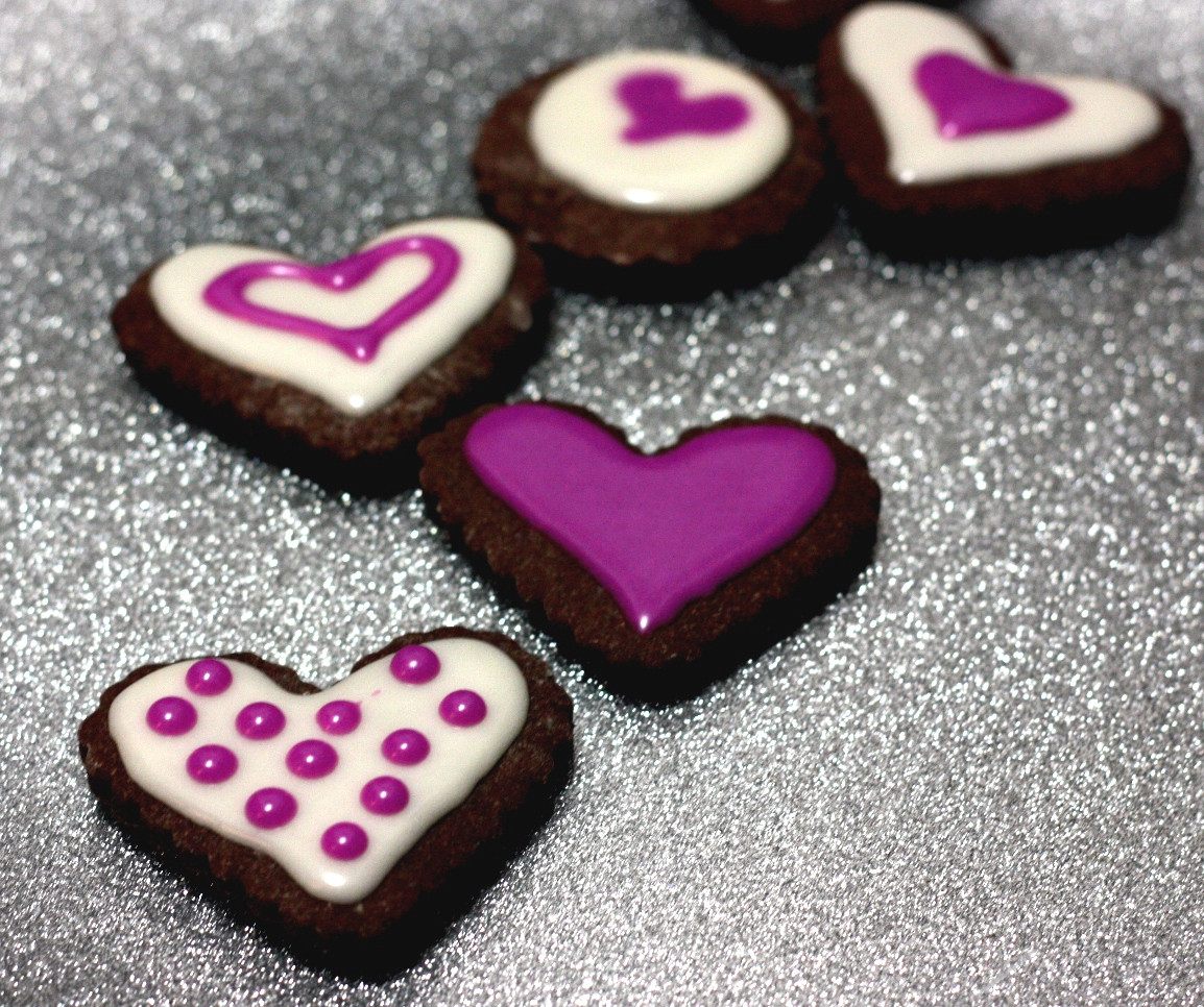 Valentine Cut Out Cookies
 Cee in the Kitchen chocolate cut out cookies for your