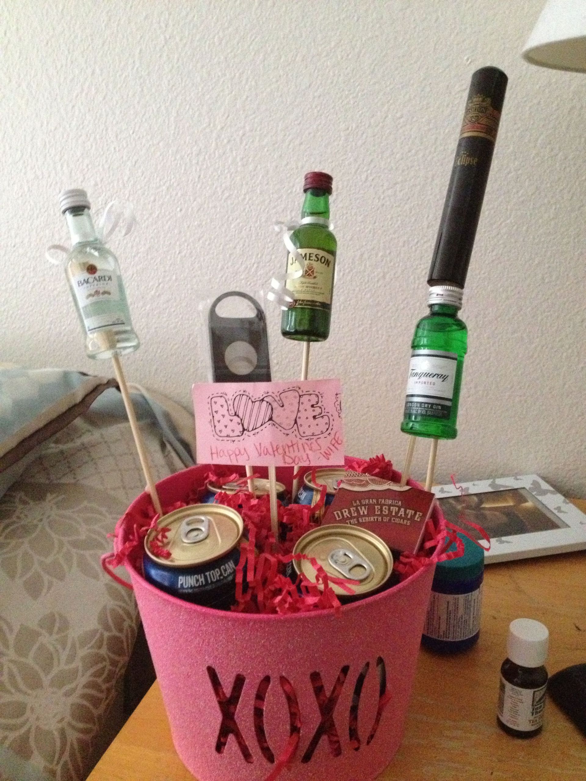 Valentine Gift Ideas For Husband Homemade
 I would do this in Christmas a theme t for husband