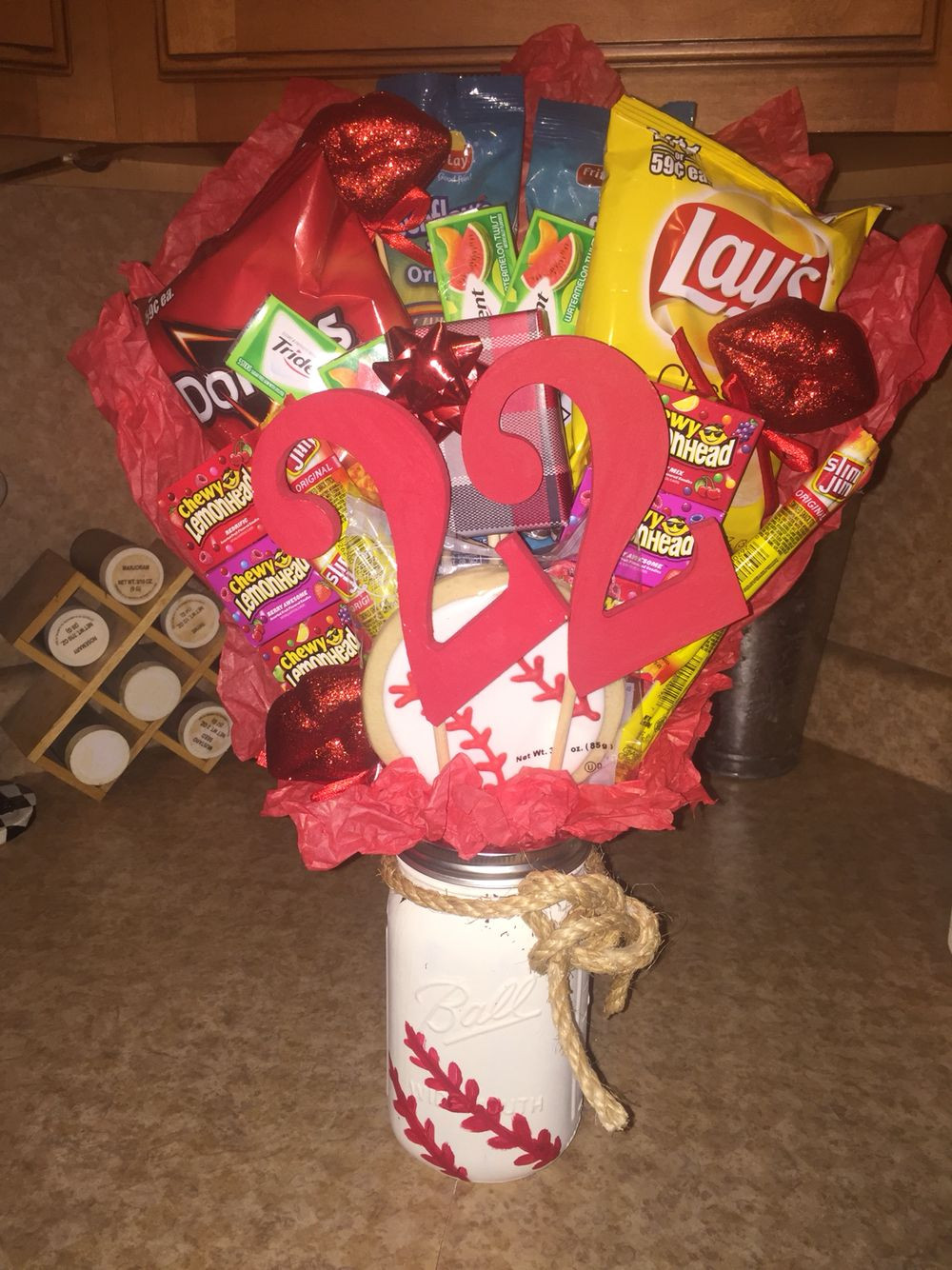 Valentine Gift Ideas For Teenage Girlfriend
 Baseball DIY Valentine s Day bouquet for boyfriend