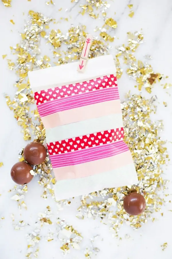 Valentines Candy Gift Ideas
 DIY Gift Wrap Ideas for Valentine s Day Candy
