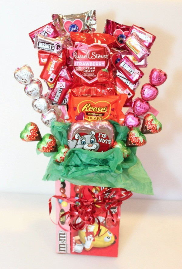 Valentines Day Candy Gift Ideas
 Making a Valentine s Day Candy Bouquet