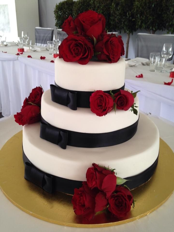Valentines Day Wedding Cakes
 Our Wedding Cake Valentines Day 2014